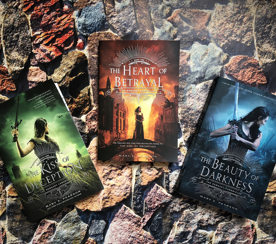 37587980_489749834816873_3503809091438903296_n